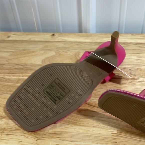Juicy Couture Bright Pink Greysi Size 8 - Picture 8 of 9